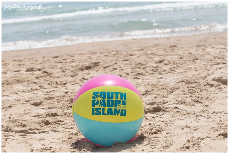 Can you put vinyl on a beach ball?