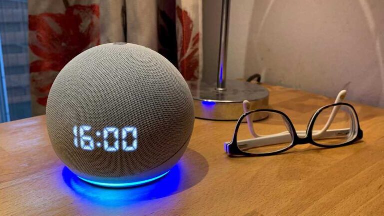 Lyser Alexa, når du lytter?
