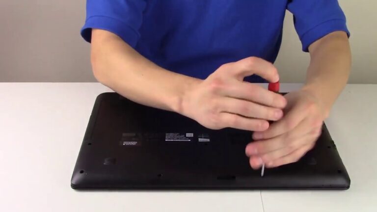 Hvordan kan jeg genstarte min Lenovo bærbare computer uden afbryderknap?