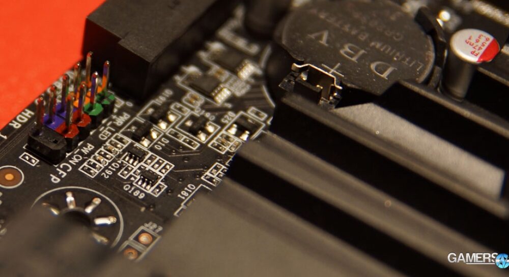 How can I turn on my motherboard without power button? TechDIY.info