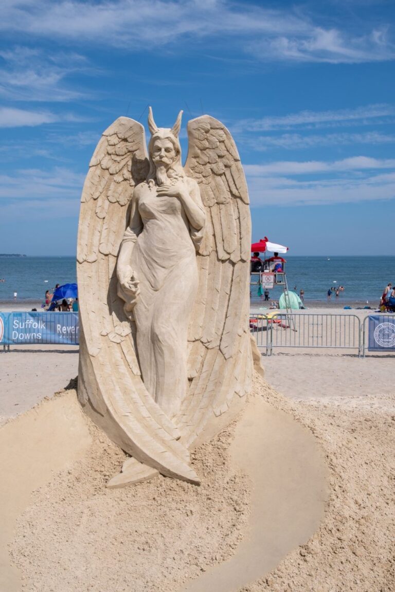 How long do the sand sculptures stay at Revere Beach?