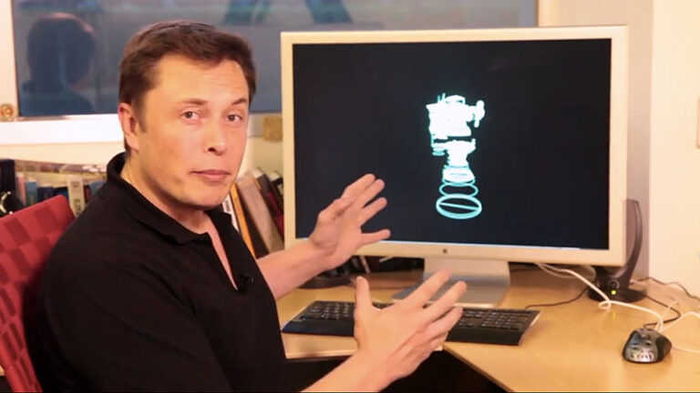 What computers does Elon Musk use?