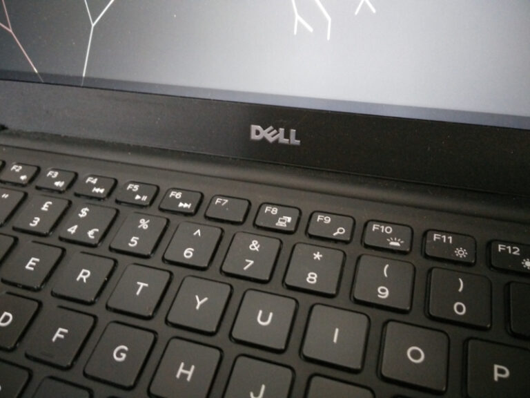 What does F8 do in Dell?