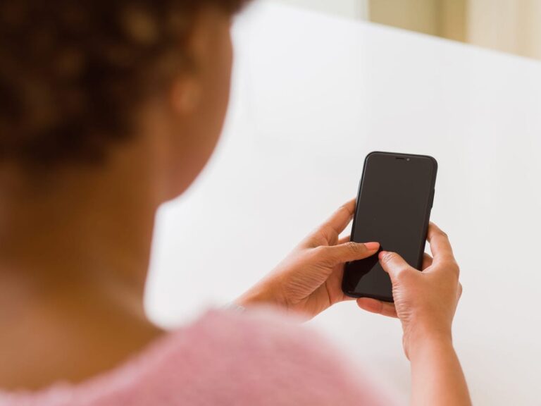 What would cause an iPhone to go black?