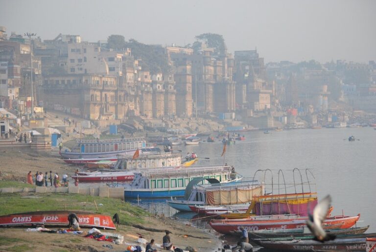 Varför firas döden i Varanasi?