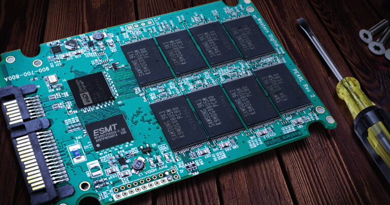 Can SSDs fail suddenly?