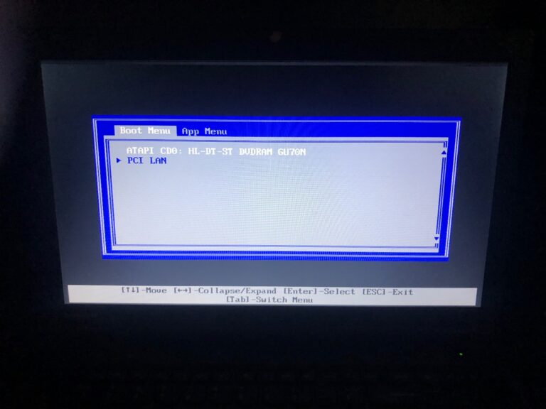 Por que meu laptop vai direto para o menu de inicialização?