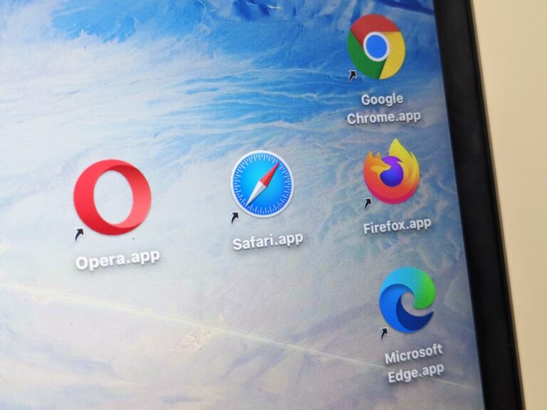 Does Microsoft slow down Chrome?